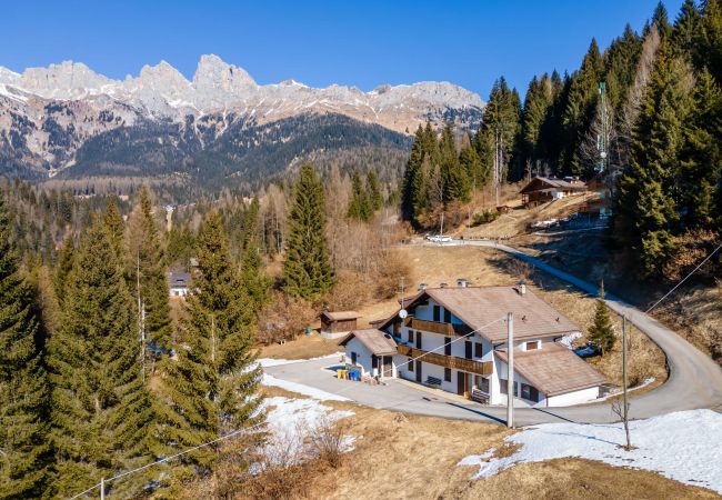 Appartamento a Canale d´Agordo - Casa Carla PT destra - annuale