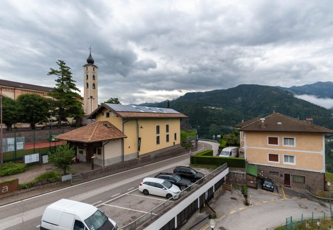 Appartamento a Capriana - Chalet Capriana - App.to CEMBRA| Stagione Inverna Appartamento a Capriana - Chalet Capriana - App.to CEMBRA| Stagione Inverna