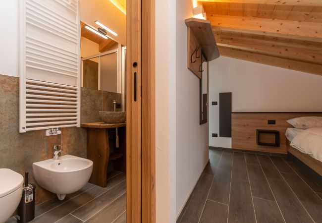 Appartamento a Capriana - Chalet Capriana - App.to CEMBRA| Stagione Inverna Appartamento a Capriana - Chalet Capriana - App.to CEMBRA| Stagione Inverna