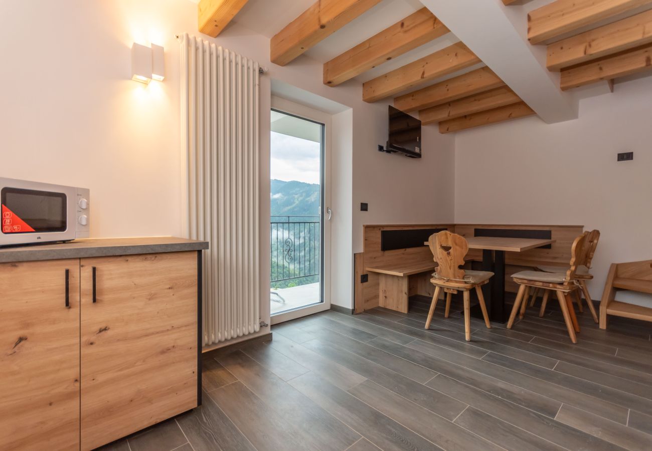 Appartamento a Capriana - Chalet Capriana - App.to CEMBRA| Stagione Inverna Appartamento a Capriana - Chalet Capriana - App.to CEMBRA| Stagione Inverna