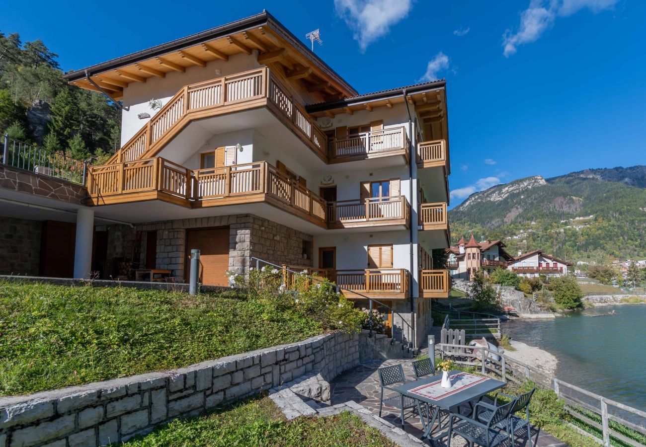 Appartamento a Alleghe - Villa Edelweiss Campanula Appartamento a Alleghe - Villa Edelweiss Campanula