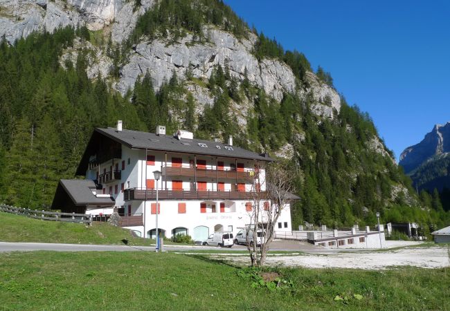 Appartamento a Rocca Pietore - Residence Edelweiss 2B Appartamento a Rocca Pietore - Residence Edelweiss 2B