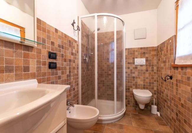 Appartamento a Pozza di Fassa - Casa De La Veisc Appartamento a Pozza di Fassa - Casa De La Veisc