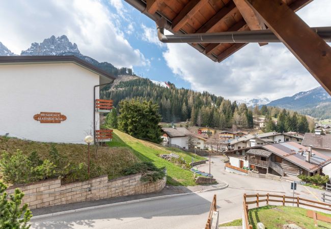 Appartamento a Pozza di Fassa - Casa Favè Appartamento a Pozza di Fassa - Casa Favè