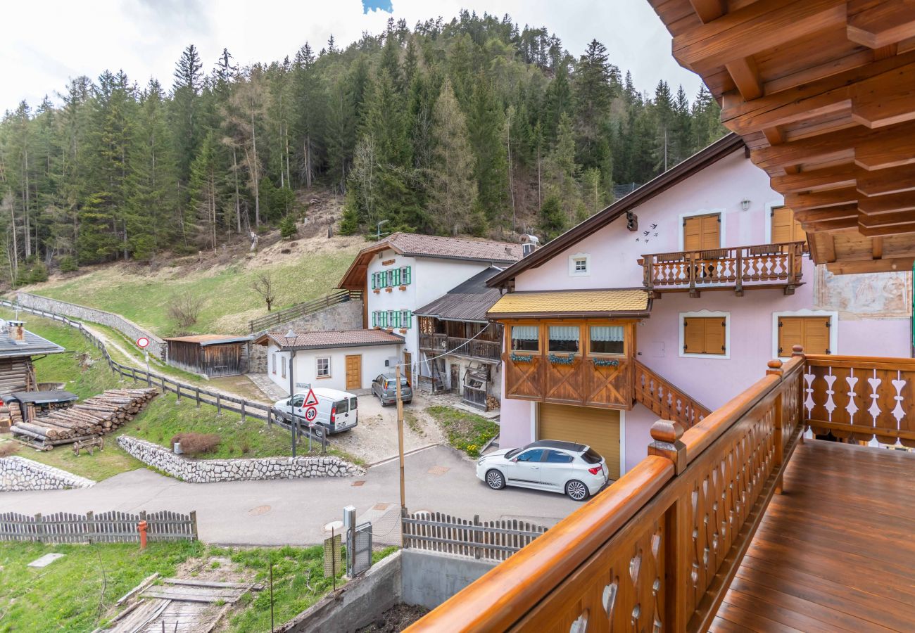 Appartamento a Mazzin - Chalet Butterfly 2 Appartamento a Mazzin - Chalet Butterfly 2