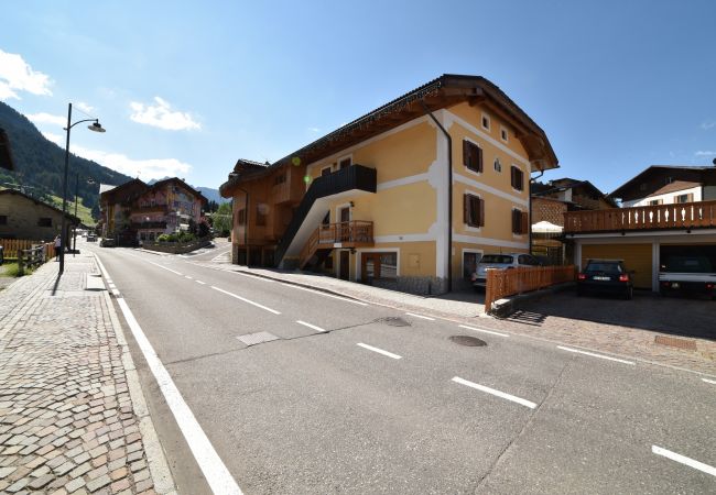 Appartamento a Pozza di Fassa - Casa De Guidi Appartamento a Pozza di Fassa - Casa De Guidi