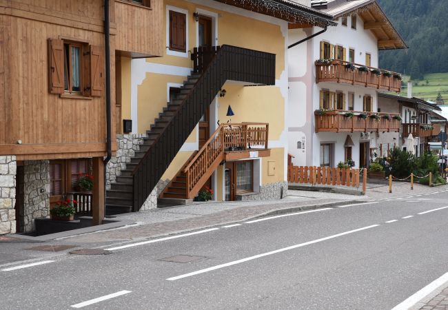 Appartamento a Pozza di Fassa - Casa De Guidi Appartamento a Pozza di Fassa - Casa De Guidi