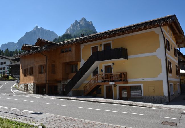 Appartamento a Pozza di Fassa - Casa De Guidi Appartamento a Pozza di Fassa - Casa De Guidi