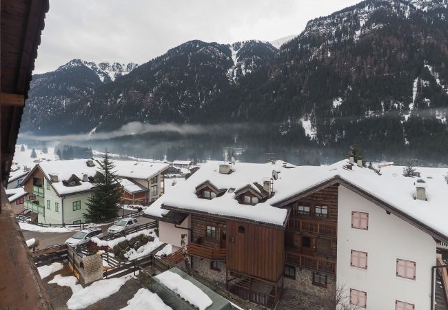 Appartamento a Mazzin - Villaggio Fassano Appartamento a Mazzin - Villaggio Fassano