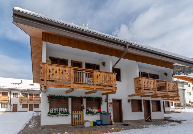 Appartamento a Pozza di Fassa - Dimora al Vajolet Appartamento a Pozza di Fassa - Dimora al Vajolet