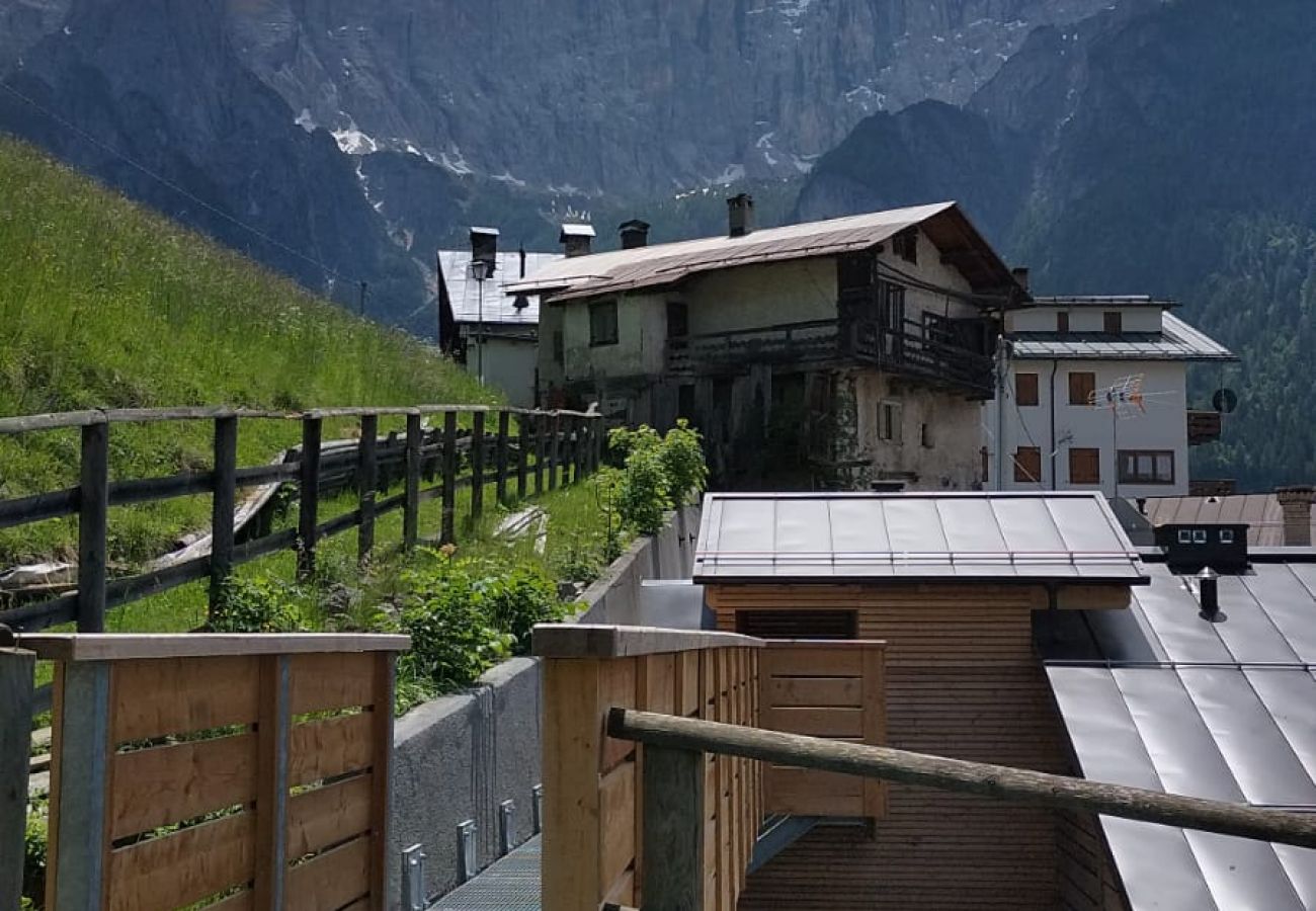 Appartamento a Alleghe - Chalet Laura Appartamento a Alleghe - Chalet Laura