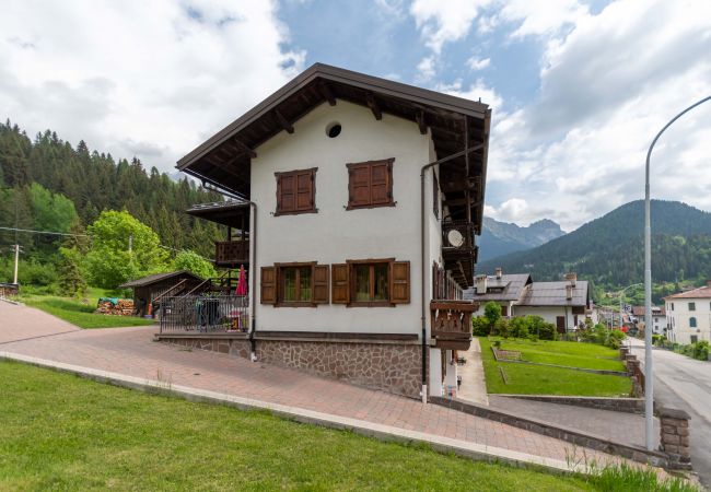 Appartamento a Falcade - Casa Morel Appartamento a Falcade - Casa Morel