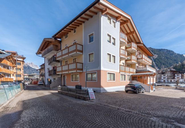 Appartamento a Pozza di Fassa - Casa Milena Appartamento a Pozza di Fassa - Casa Milena