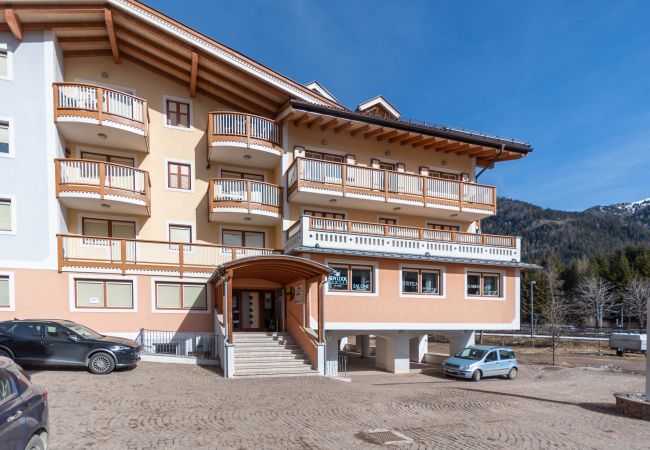 Appartamento a Pozza di Fassa - Casa Milena Appartamento a Pozza di Fassa - Casa Milena