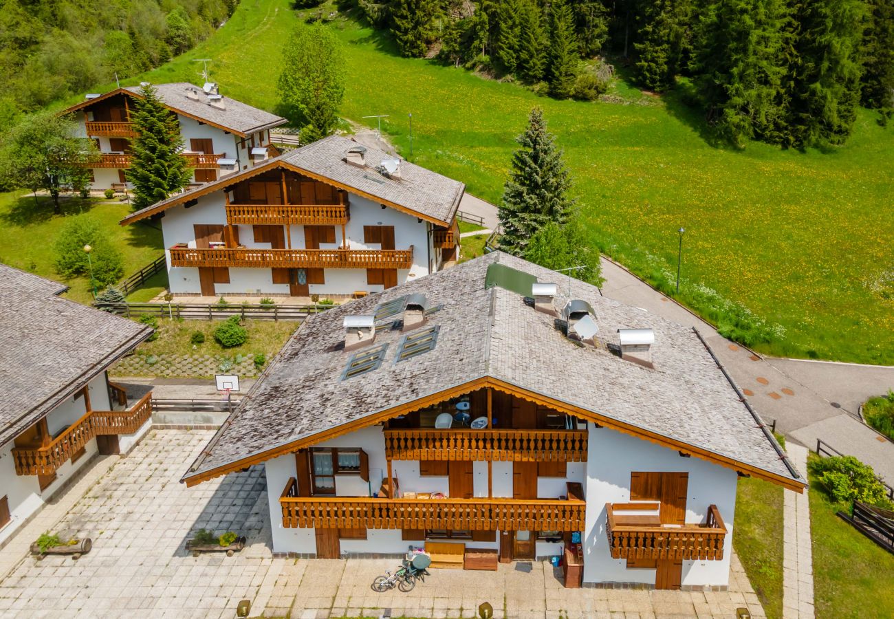 Appartamento a Mazzin - Residenza al Villaggio Appartamento a Mazzin - Residenza al Villaggio