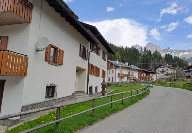Appartamento a Falcade - Casa Erica Appartamento a Falcade - Casa Erica