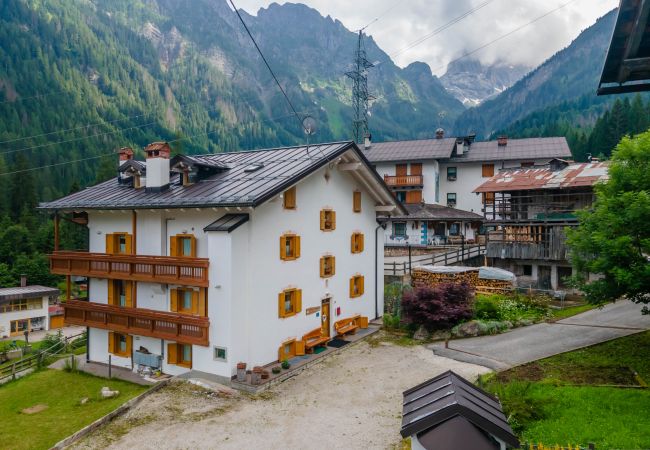 Appartamento a Falcade - Casa Alessandra 2 Appartamento a Falcade - Casa Alessandra 2