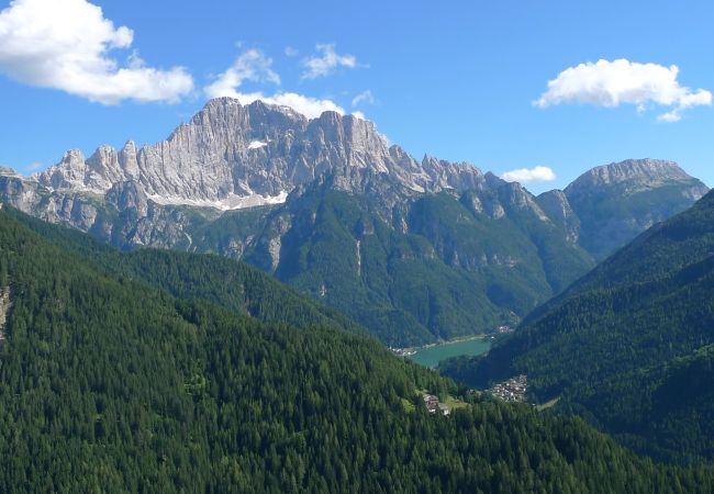 Appartamento a Alleghe - Condominio Le Ginestre P1 Appartamento a Alleghe - Condominio Le Ginestre P1