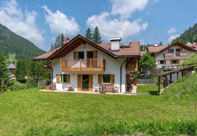 Villetta a Alba di Canazei - Villa Ruaccia Villetta a Alba di Canazei - Villa Ruaccia