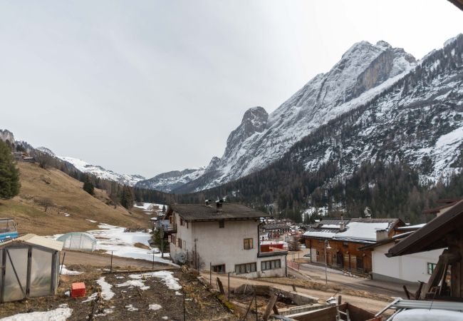 Appartamento a Canazei - Appartamento Iori Appartamento a Canazei - Appartamento Iori