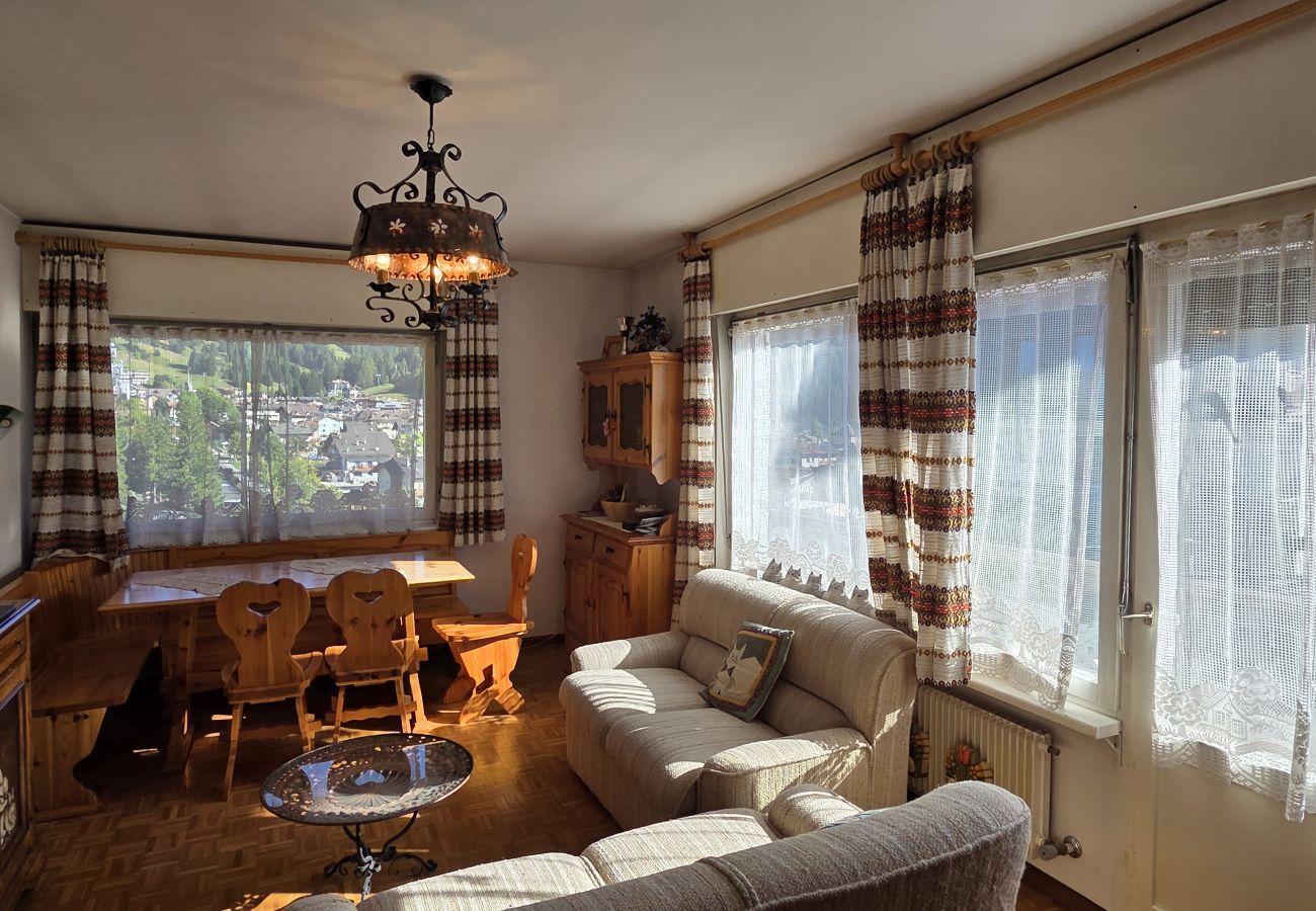 Appartamento a Pozza di Fassa - Casa Scacciapensieri Appartamento a Pozza di Fassa - Casa Scacciapensieri