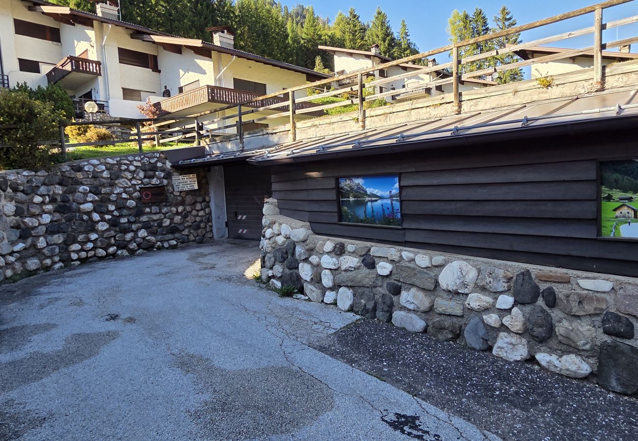 Appartamento a Pozza di Fassa - Casa Scacciapensieri Appartamento a Pozza di Fassa - Casa Scacciapensieri