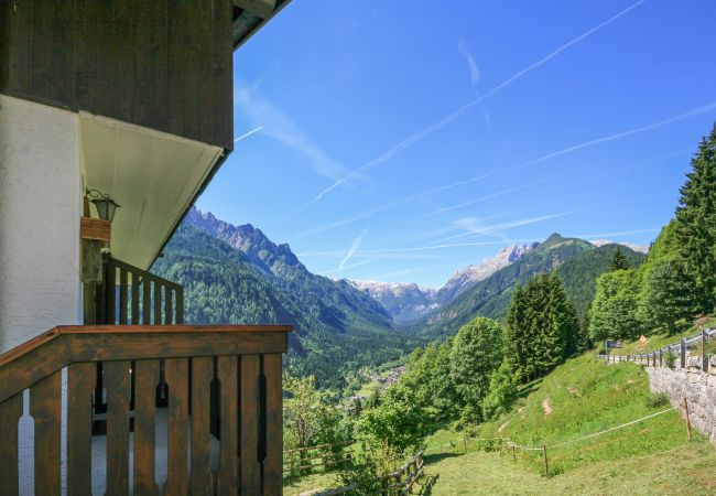 Appartamento a Canale d´Agordo - Casa Carfon Appartamento a Canale d´Agordo - Casa Carfon