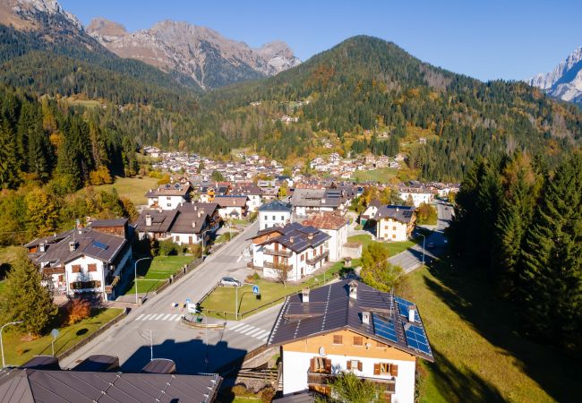 Appartamento a Falcade - Casa Sangi Appartamento a Falcade - Casa Sangi