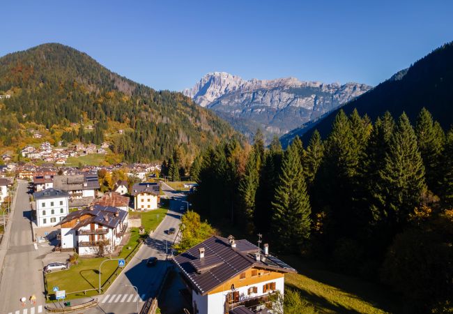 Appartamento a Falcade - Casa Sangi Appartamento a Falcade - Casa Sangi