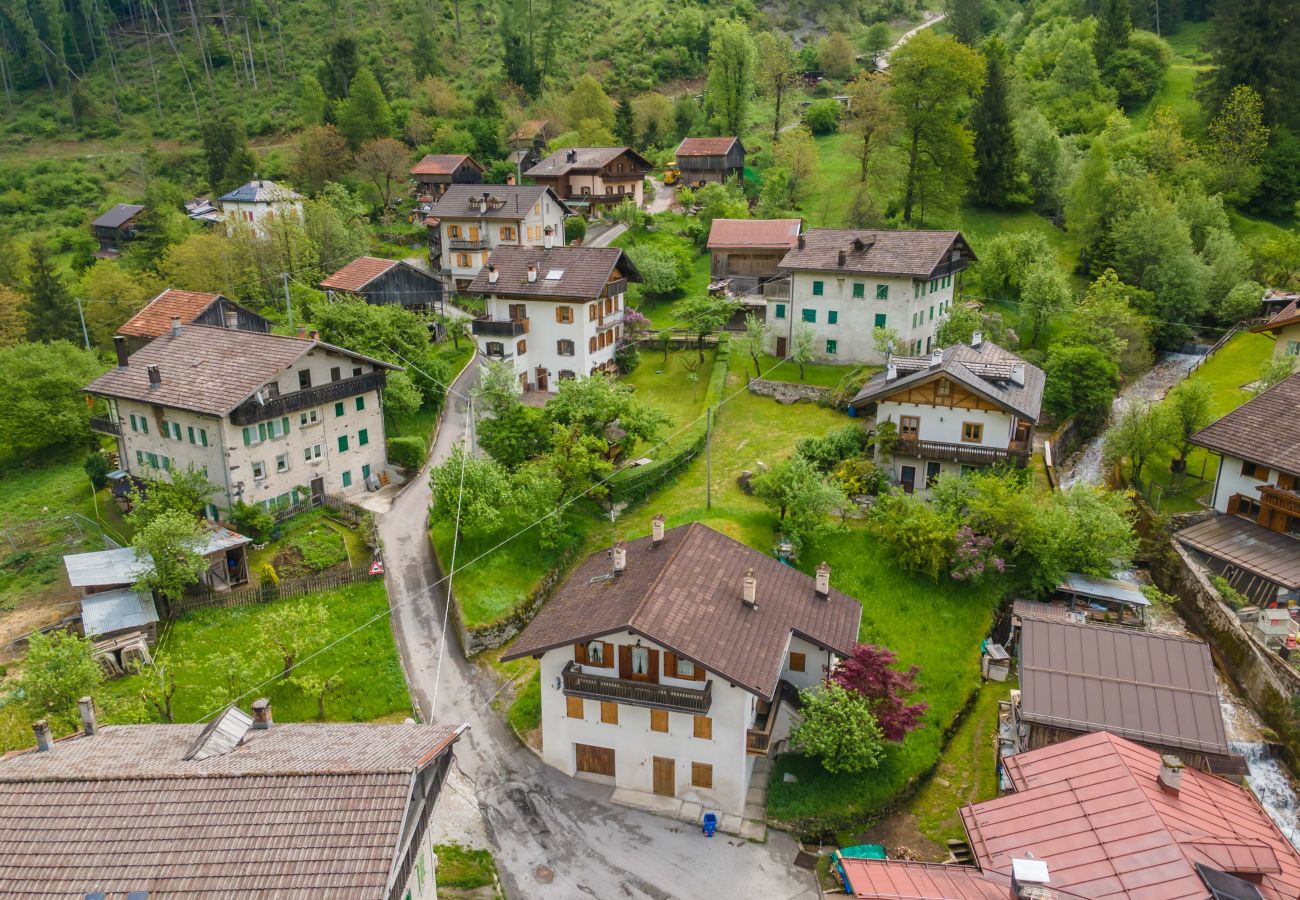 Appartamento a Alleghe - La Casa di Elvira-Primo Piano