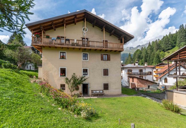 Ferienwohnung in Canale d´Agordo - App. Sant`Antonio - STAGIONE INVERNALE 25-26 Ferienwohnung in Canale d´Agordo - App. Sant`Antonio - STAGIONE INVERNALE 25-26