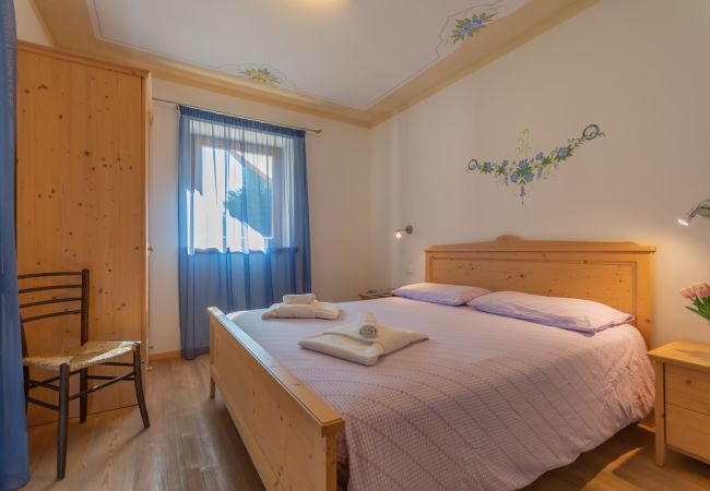 Ferienwohnung in Alleghe - Villa Edelweiss Genziana Ferienwohnung in Alleghe - Villa Edelweiss Genziana