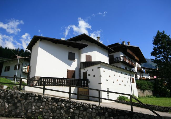 Ferienwohnung in Falcade - Villa Simona P2 Ferienwohnung in Falcade - Villa Simona P2