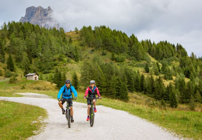 Ferienwohnung in Alleghe - Regina 16 Ferienwohnung in Alleghe - Regina 16