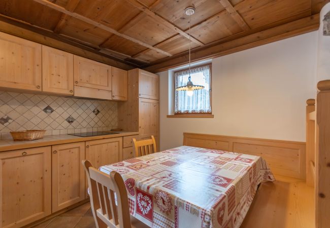 Ferienwohnung in Campitello di Fassa - Tabià Elisa PT Ferienwohnung in Campitello di Fassa - Tabià Elisa PT