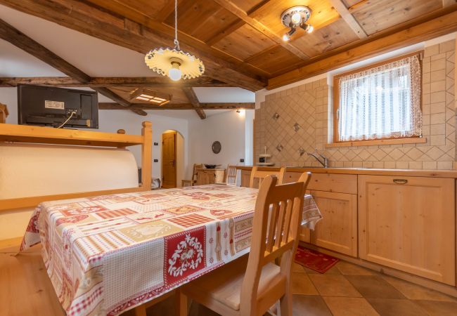 Ferienwohnung in Campitello di Fassa - Tabià Elisa PT Ferienwohnung in Campitello di Fassa - Tabià Elisa PT