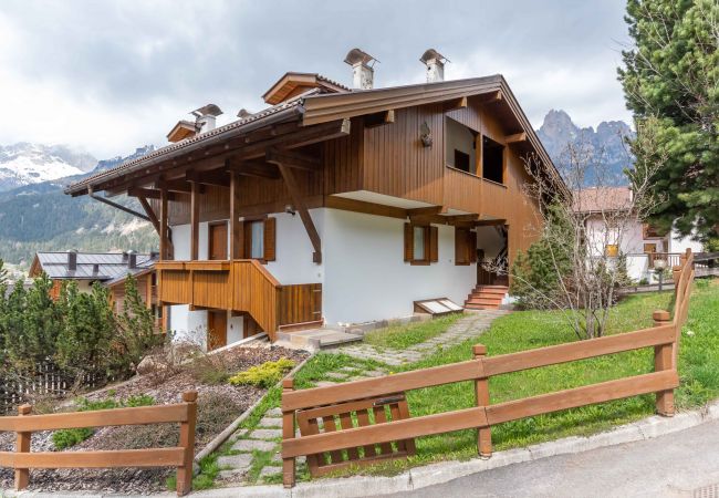 Ferienwohnung in Pozza di Fassa - Casa Favè Ferienwohnung in Pozza di Fassa - Casa Favè