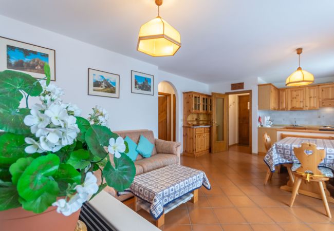 Ferienwohnung in Pozza di Fassa - Casa Favè Ferienwohnung in Pozza di Fassa - Casa Favè