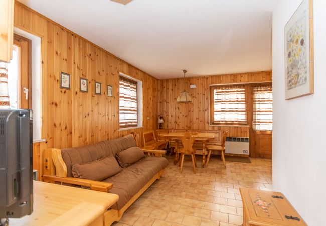 Ferienwohnung in Mazzin - Casa Coli Ferienwohnung in Mazzin - Casa Coli
