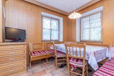 Ferienwohnung in Pozza di Fassa - Appartamento Monzoni