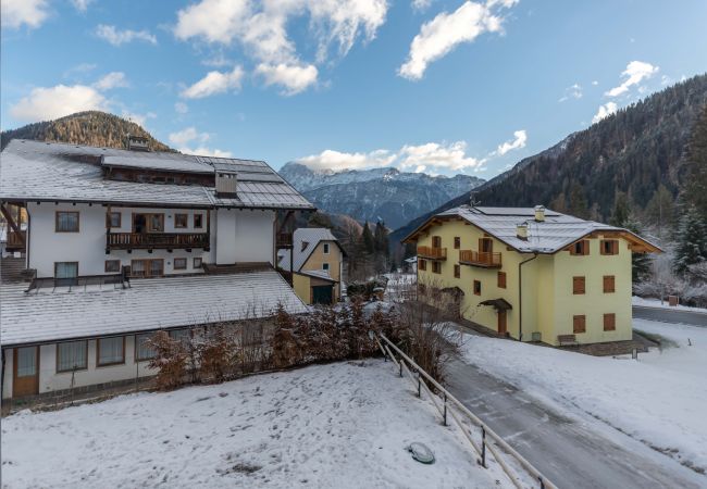 Ferienwohnung in Falcade - Villa Caterina Dolomia Ferienwohnung in Falcade - Villa Caterina Dolomia