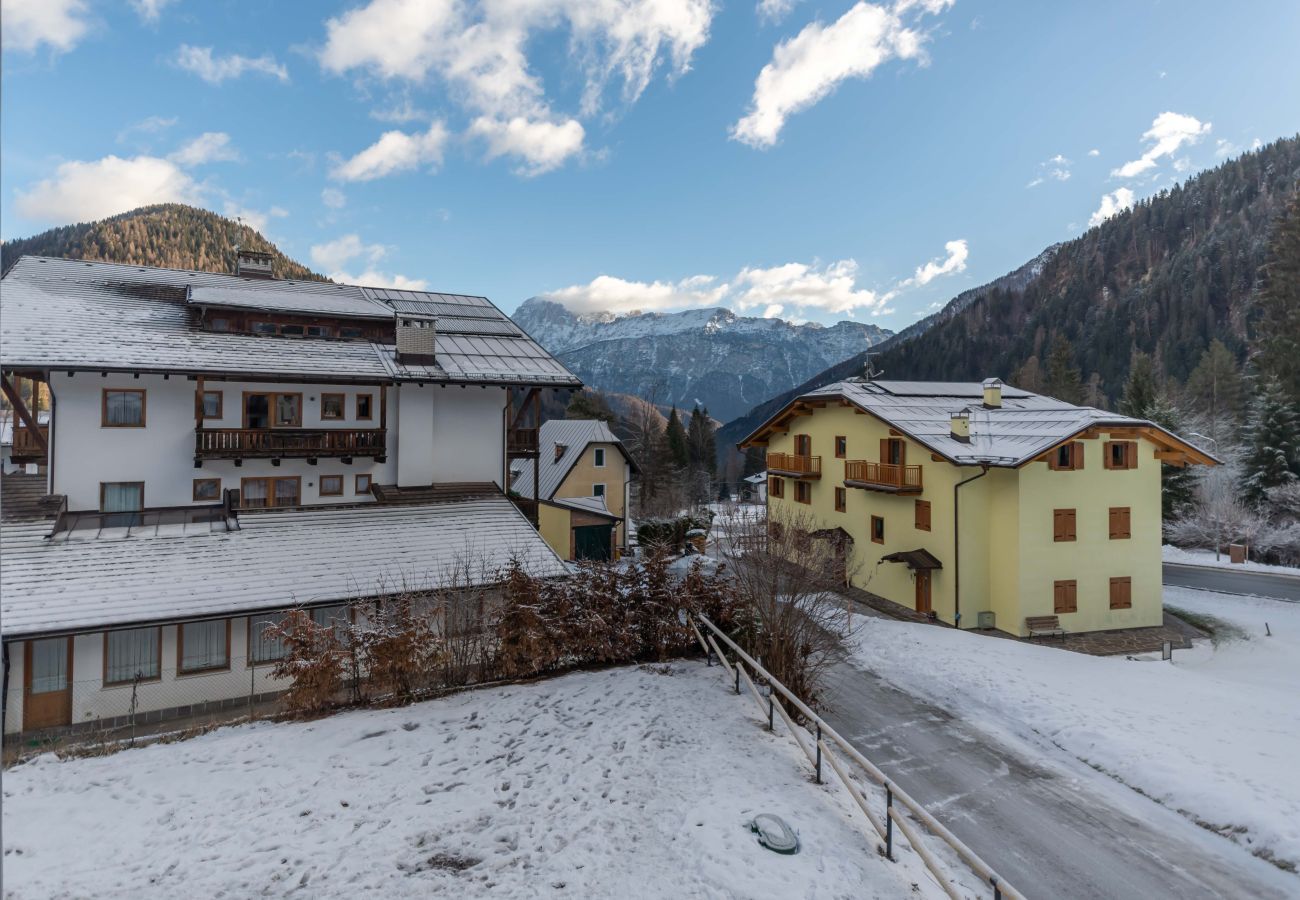 Ferienwohnung in Falcade - Villa Caterina Dolomia Ferienwohnung in Falcade - Villa Caterina Dolomia