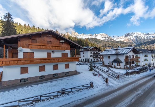 Ferienwohnung in Falcade - Villa Caterina Cristallo Ferienwohnung in Falcade - Villa Caterina Cristallo