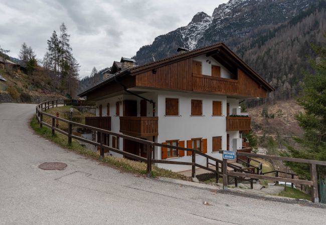 Ferienwohnung in Rocca Pietore - La Casa di Carlotta Ferienwohnung in Rocca Pietore - La Casa di Carlotta