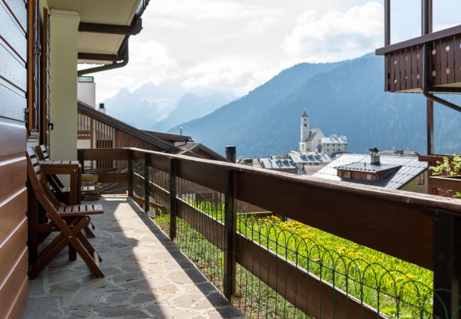 Ferienwohnung in Colle Santa Lucia - Maison Villagrande Ferienwohnung in Colle Santa Lucia - Maison Villagrande