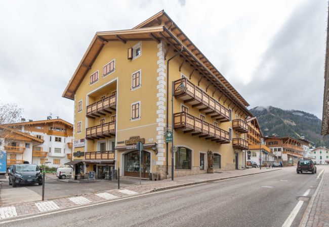 Ferienwohnung in Pozza di Fassa - Casa Bristol Ferienwohnung in Pozza di Fassa - Casa Bristol