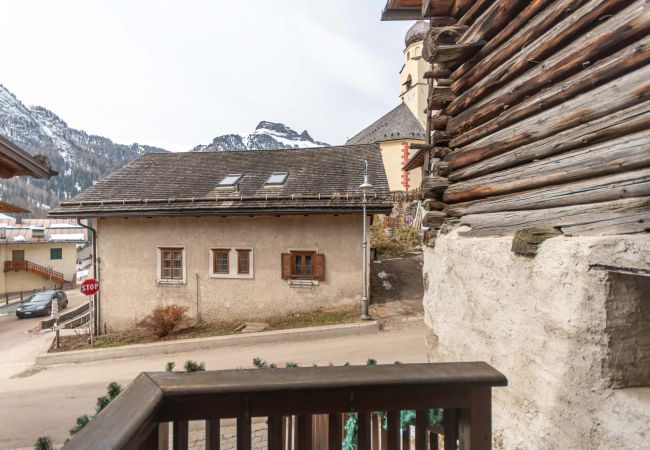Ferienwohnung in Canazei - Appartamento Iori Ferienwohnung in Canazei - Appartamento Iori