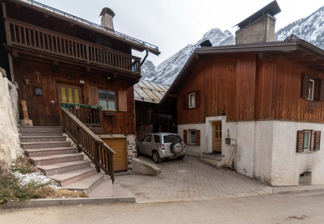 Ferienwohnung in Canazei - Appartamento Iori Ferienwohnung in Canazei - Appartamento Iori