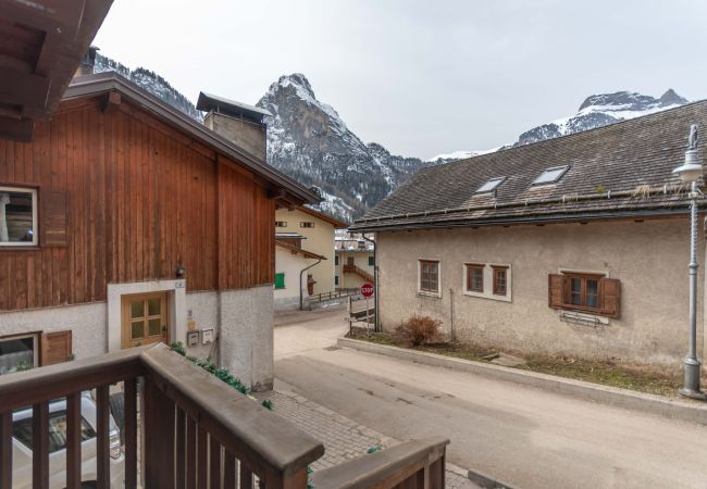 Ferienwohnung in Canazei - Appartamento Iori Ferienwohnung in Canazei - Appartamento Iori