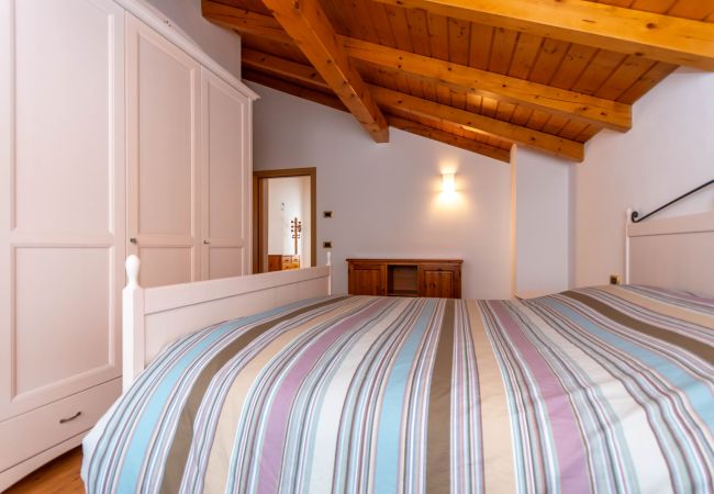 Ferienwohnung in Alleghe - La Casa di Elvira-Mansarda Ferienwohnung in Alleghe - La Casa di Elvira-Mansarda